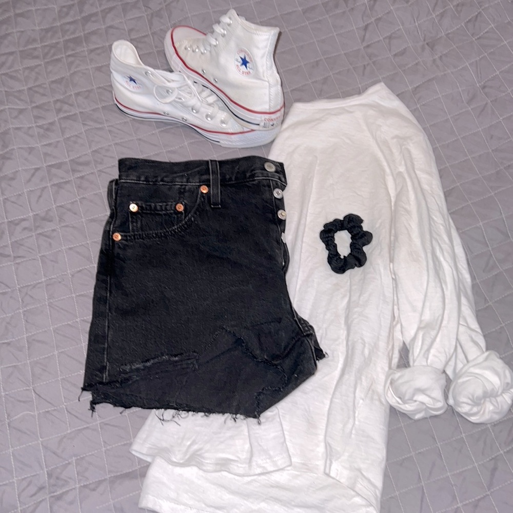 Old Navy everywhere long sleeve shirt